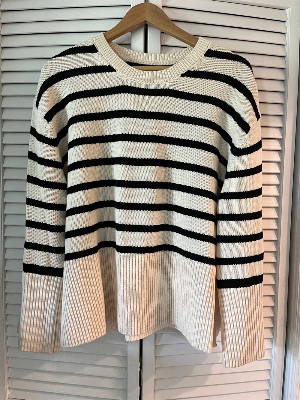 GAP Black and White Striped Crewneck Sweater